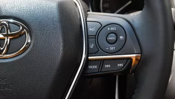 2023 Toyota Camry Hybrid Lumiere 2.5L 4Cyl FWD