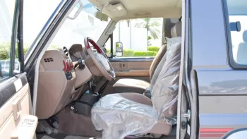 Toyota Land Cruiser Hard roof 2023 4WD 3.5L