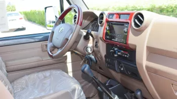 Toyota Land Cruiser Hard roof 2023 4WD 3.5L
