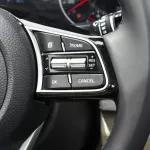 Kia Seltos FWD 2023 1.6L V4 - Thumbnail 12