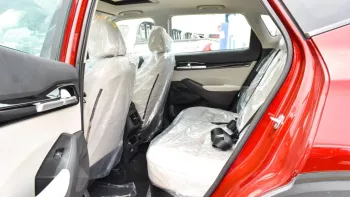 Kia Seltos FWD 2023 1.6L V4
