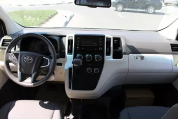 LHD - TOYOTA HIACE 2.8L DIESEL 13 SEATER HR GL AUTO 2023