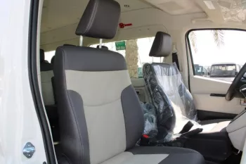LHD - TOYOTA HIACE 2.8L DIESEL 13 SEATER HR GL AUTO 2023
