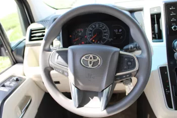 LHD - TOYOTA HIACE 2.8L DIESEL 13 SEATER HR GL AUTO 2023
