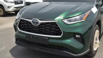 Toyota Highlander GLE Hybrid 2.5L V4 AWD 2023