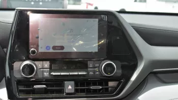 Toyota Highlander GLE Hybrid 2.5L V4 AWD 2023