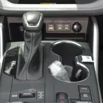 Toyota Highlander GLE Hybrid 2.5L V4 AWD 2023 - Thumbnail 18