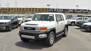 Toyota FJ Cruiser 4WD V6 2023