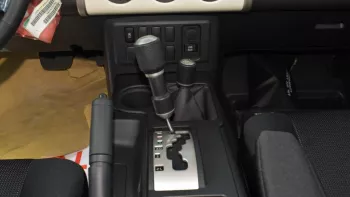 Toyota FJ Cruiser 4WD V6 2023