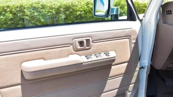 Toyota Land Cruiser Hard Roof LX V8 4WD 2023
