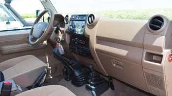 Toyota Land Cruiser Hard Roof LX V8 4WD 2023