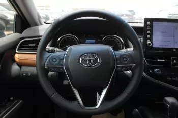 2023 TOYOTA CAMRY GRANDE 3.5L, AT, PRL (40TH ANNIVERSARY)