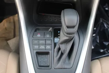 LHD - TOYOTA RAV4 2.5L PETROL 4WD XLE- AUTO - 2023