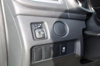 LHD - MITSUBISHI L200 2.4L DIESEL DOUBLE CAB 4WD GLS AUTO - 2023