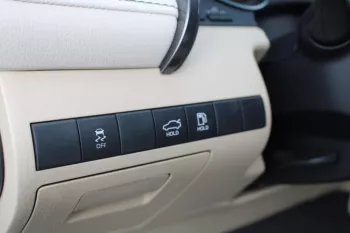 LHD - TOYOTA CAMRY 2.5L PETROL 2WD LE - AUTOMATIC - 2023