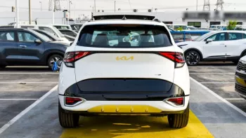 Kia Sportage 2023 FWD 2.0L V4 Full option