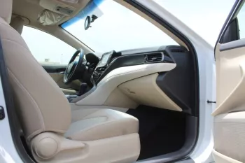 TOYOTA CAMRY LE 2.5L HYBRID FWD 2022 Model Year