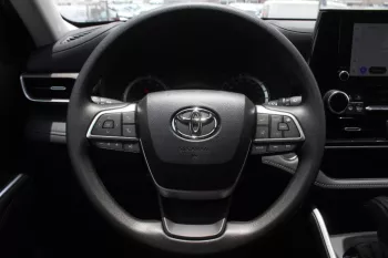 TOYOTA HIGHLANDER LE AWD 2.4L PETROL 2023
