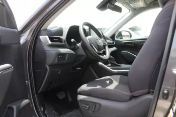 TOYOTA HIGHLANDER LE AWD 2.4L PETROL 2023