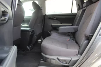 TOYOTA HIGHLANDER LE AWD 2.4L PETROL 2023