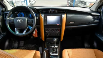Toyota Fortuner GX 4WD 2023