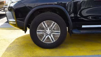 Toyota Fortuner GX 4WD 2023