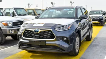 Toyota Highlander Hybrid GLE FWD 2.5L 2023