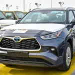 Toyota Highlander Hybrid GLE FWD 2.5L 2023 - Thumbnail 3