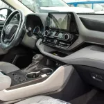 Toyota Highlander Hybrid GLE FWD 2.5L 2023 - Thumbnail 10