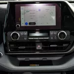 Toyota Highlander Hybrid GLE FWD 2.5L 2023 - Thumbnail 13