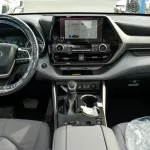 Toyota Highlander Hybrid GLE FWD 2.5L 2023 - Thumbnail 15