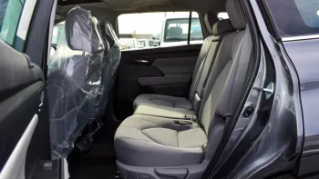Toyota Highlander Hybrid GLE FWD 2.5L 2023