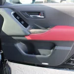 LHD - TOYOTA LANDCRUISER 300 3.5L V6 PET TWIN TURBO VXR AUTOMATIC 2023 - Thumbnail 19