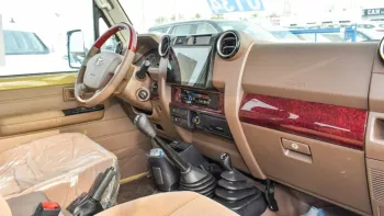 Toyota Land Cruiser Hard Roof V6 2023 With Winch