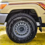 Toyota Land Cruiser Hard Roof V6 2023 With Winch - Thumbnail 18