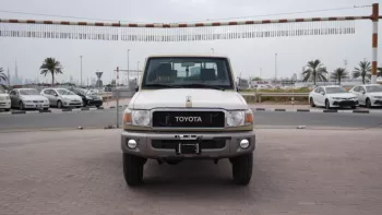 TOYOTA LAND CRUISER PICKUP SINGLE CAB 4.0L V6 2022