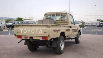TOYOTA LAND CRUISER PICKUP SINGLE CAB 4.0L V6 2022