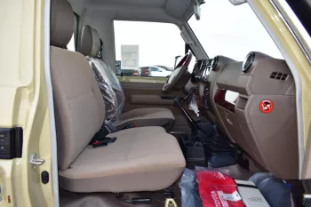 2023 TOYOTA LAND CRUISER 79 SINGLE CAB PICKUP DLX V8 4.5L DIESEL 4WD MANUAL TRANSMISSION