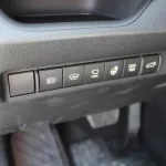 LHD - TOYOTA RAV4 2.0L PETROL FULL OPTIONS AUTOMATIC 2023 WHITE - Thumbnail 7