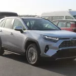 LHD - TOYOTA RAV4 2.0L PETROL FULL OPTIONS AUTOMATIC SILVER 2023 - Thumbnail 2