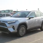 LHD - TOYOTA RAV4 2.0L PETROL FULL OPTIONS AUTOMATIC SILVER 2023 - Thumbnail 3