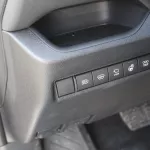 LHD - TOYOTA RAV4 2.0L PETROL FULL OPTIONS AUTOMATIC SILVER 2023 - Thumbnail 9