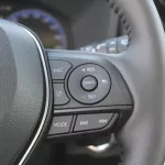 LHD - TOYOTA RAV4 2.0L PETROL FULL OPTIONS AUTOMATIC SILVER 2023 - Thumbnail 12