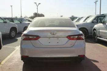 TOYOTA CAMRY LE 2.5 L 2023 MY PETROL