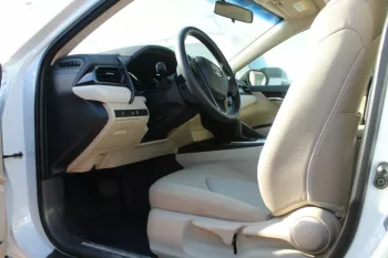 TOYOTA CAMRY LE 2.5 L 2023 MY PETROL