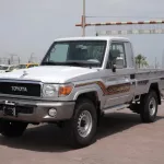 2022 TOYOTA LAND CRUISER PICKUP SINGLE CAB 4.0L V6 silver - Thumbnail 3