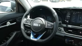 Kia Seltos 1.5L FWD 5Doors V4 2023