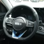 Kia Seltos 1.5L FWD 5Doors V4 2023 - Thumbnail 12