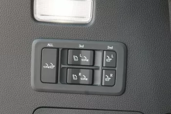 2023 LEXUS LS600 SIGNATURE FULL OPTION (EUROPE SPEC)