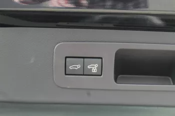 2023 LEXUS LS600 SIGNATURE FULL OPTION (EUROPE SPEC)